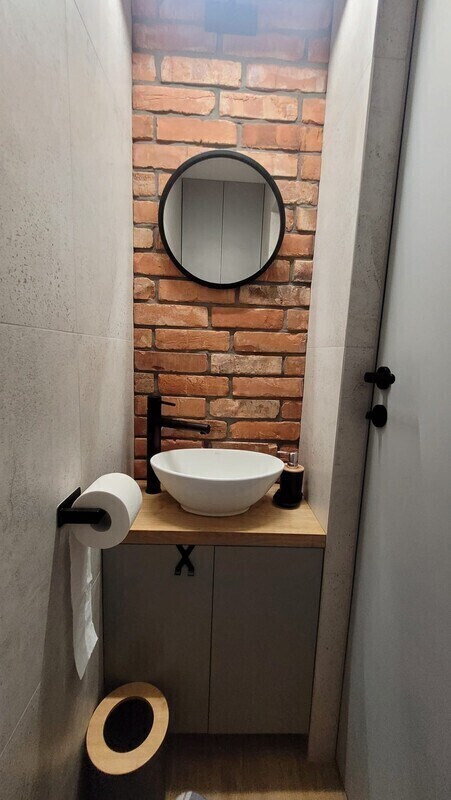 Elbląg Mieszkanie 3 pokoje 62,1 m² – po generalnym remoncie, wysoki standard, klimatyzacja, umeblowanie w