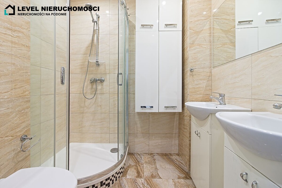 Elbląg LEVEL NIERUCHOMOŚCI Dwupoziomowe mieszkanie starówkaul. Stary Rynek NIERUCHOMOŚCI NA POZIOMIE