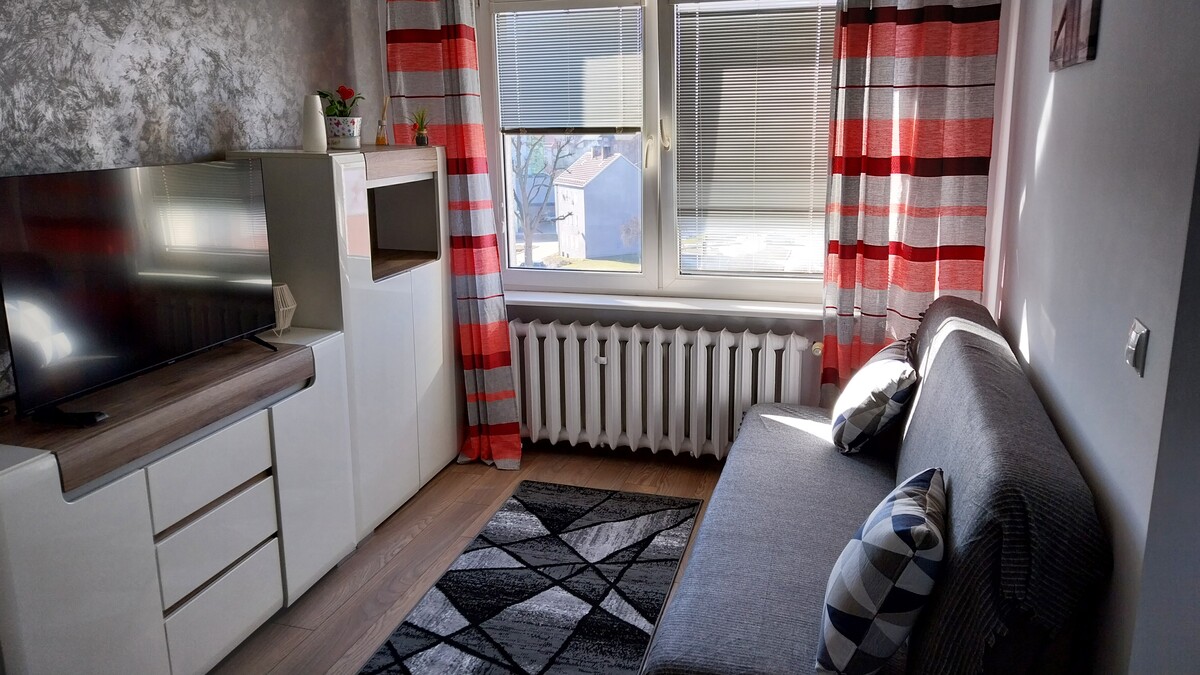 Elbląg 🏡 KAWALERKA – 2 Pokoje do wynajęcia! 🌟