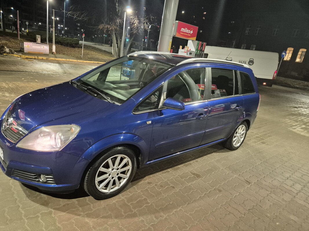 Elbląg Opel zafira. 1.8.Benzyna / gaz. 2006r. 252tyś przebieg. Po wymianie rozrządu, głowicy, sprzęgła, skrzyni