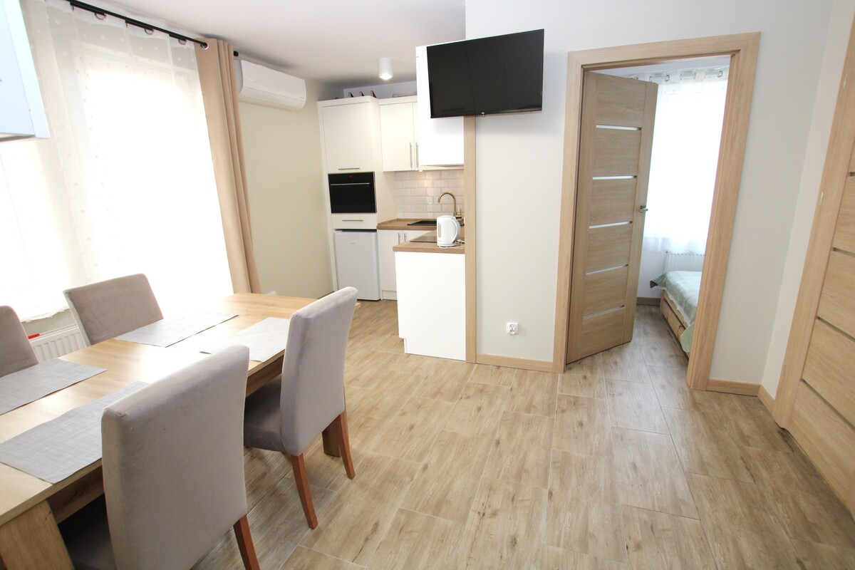 Elbląg NIERUCHOMOŚCI ANNA KRASZEWSKA Apartament 4-pokojowy na Mierzei Wiślanej Sztutowo, ul. Zalewowa