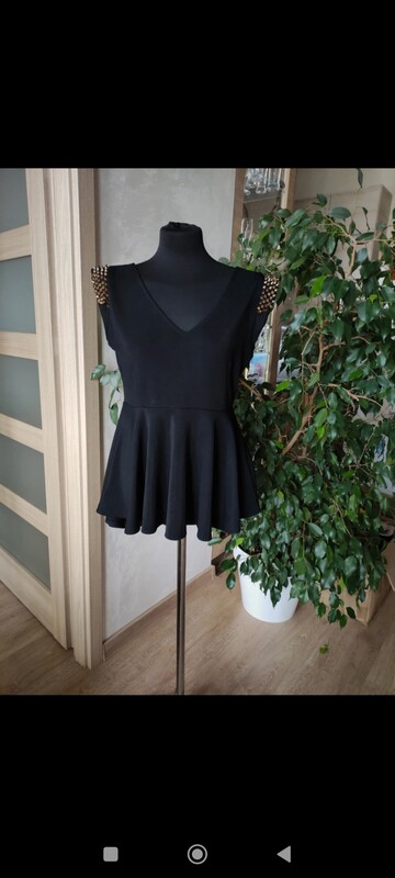 Elbląg Witam sprzedam dużo ubrań damskich ceny od 5 zł zapraszam osoby zainteresowane kontakt najlepiej SMS rozmiar od