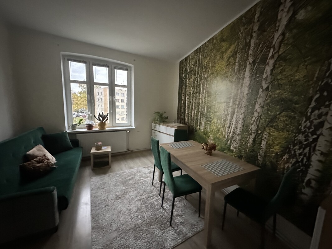 Elbląg BIURO NIERUCHOMOŚCISZULC& SZULCSprzedam mieszkanie w Elblągu ul. Królewiecka, mieszkanie o pow.65,8m2 na 2