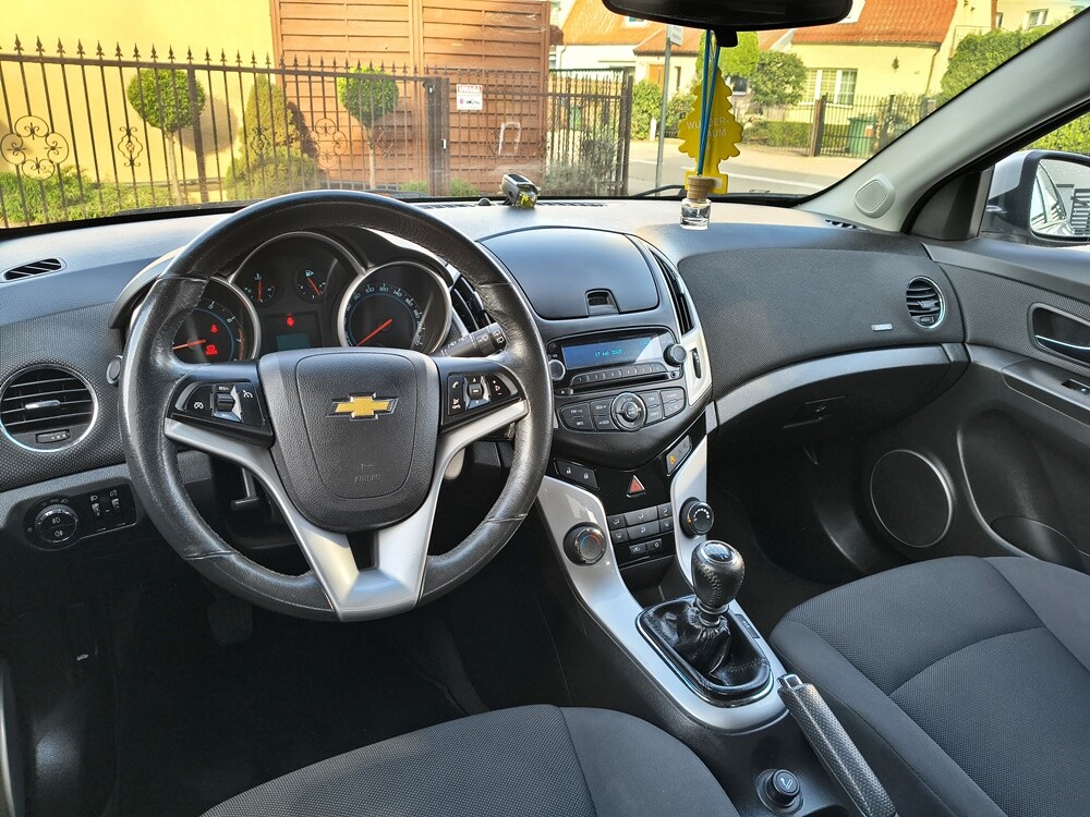 Elbląg CHEVROLET CRUZESilnik : 1.6 124KMMały przebieg : 108 tys. km!Zarejestrowany i opłacony!