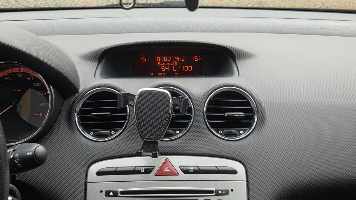 Elbląg Mam do sprzedaży zadbanego Peugeota 308 z ekonomicznym i niezawodnym silnikiem diesla 1.6 HDi o mocy 92 KM.