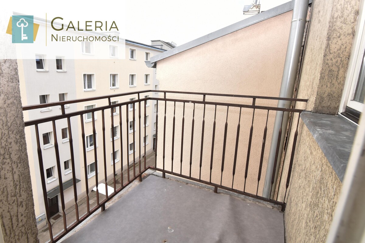 Elbląg GALERIA NIERUCHOMOŚCIZ pasji i miłości do nieruchomościNa sprzedaż: Trzypoziomowa nieruchomość z ciekawym