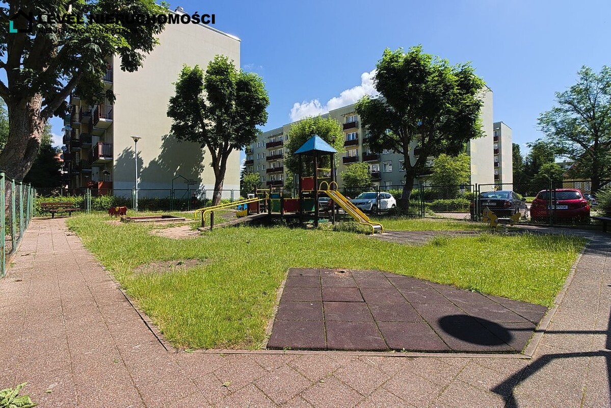 Elbląg LEVEL NIERUCHOMOŚCI Trzypokojowe mieszkanie z balkonemul. Płk. Dąbka47,99 m2 NIERUCHOMOŚCI