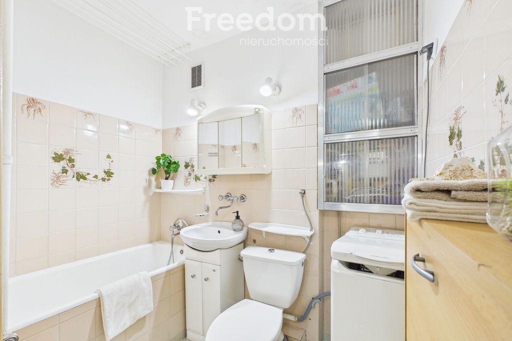 Elbląg FREEDOM NIERUCHOMOŚCISprzedam mieszkanie - Elbląg, Odzieżowa. Lokalizacja: Mieszkanie położone w ścisłym