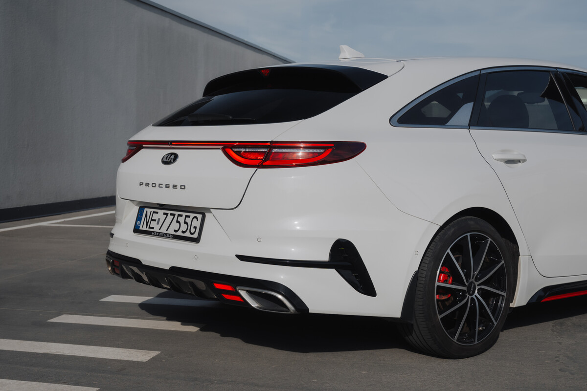 Elbląg KIA ProCeed 1.6 GT 204 KM – Pierwszy właściciel, polski salon, bezwypadkowy!Dynamiczne auto o