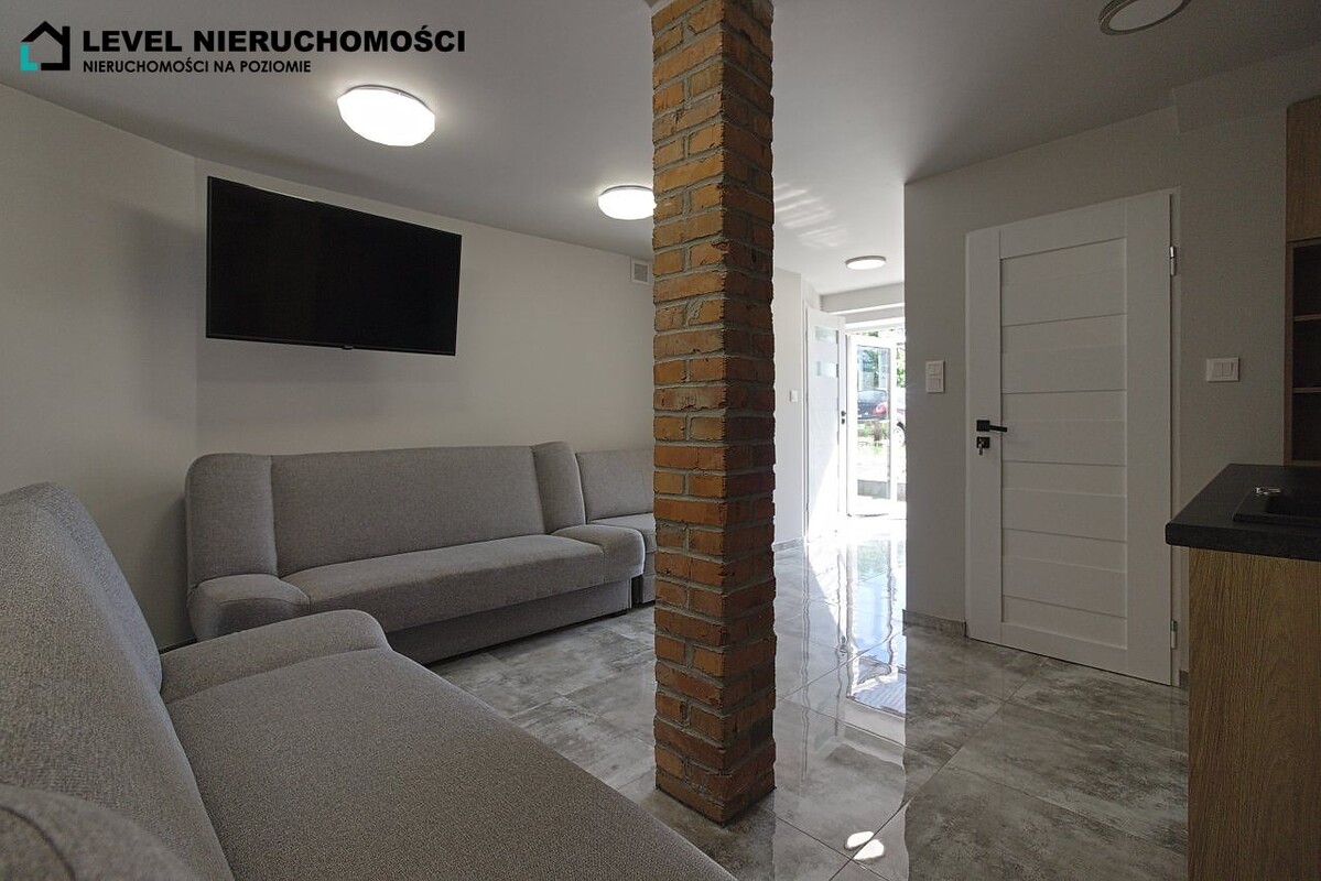 Elbląg   LEVEL NIERUCHOMOŚCI  Dom wielofunkcyjny w StegnieTrzy apartamenty94,63m2  NIERUCHOMOŚCI NA