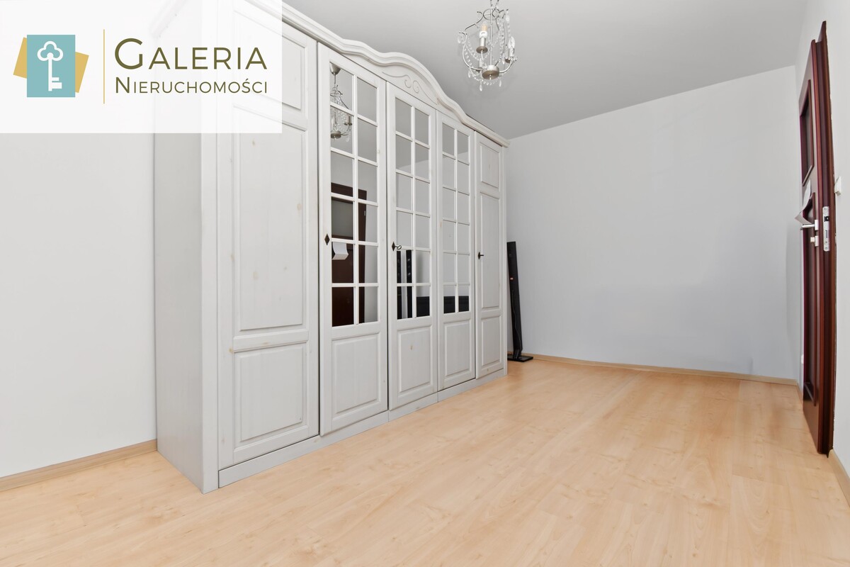 Elbląg GALERIA NIERUCHOMOŚCIZ pasji i miłości do nieruchomościNa sprzedaż: Cztery pokoje, garderoba, dwa balkony, I