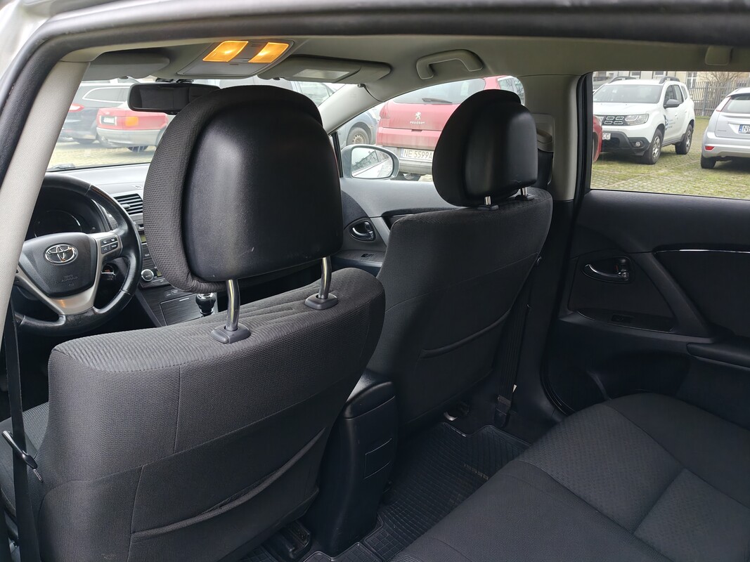 Elbląg Sprzedam Toyota Avensis T27,1 właściciel od nowości. Benzyna, serwisowany na bieżąco. Nowe opony wielosezonowe.