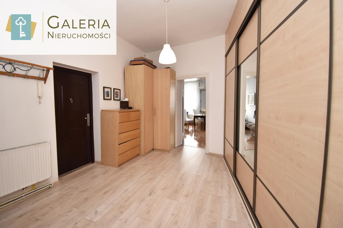 Elbląg GALERIA NIERUCHOMOŚCIZ pasji i miłości do nieruchomościNa sprzedaż: Mieszkanie z potencjałem na lokal