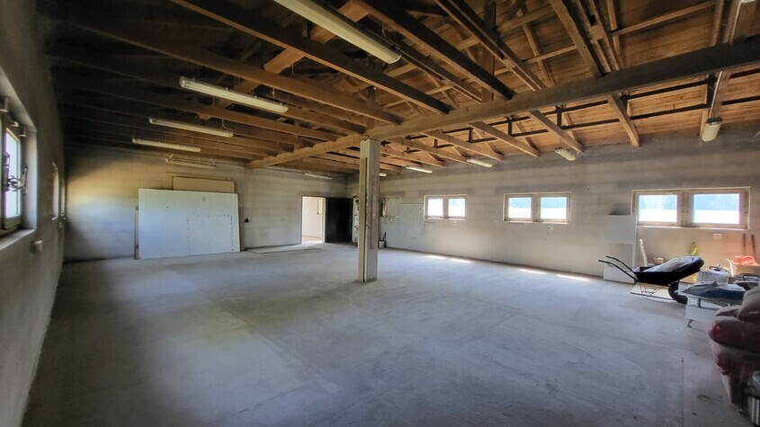 Elbląg AS NIERUCHOMOŚCI POLECADZIAŁKA BUDOWLANA Z HALĄ NA UTWARDZONYM TERENIE