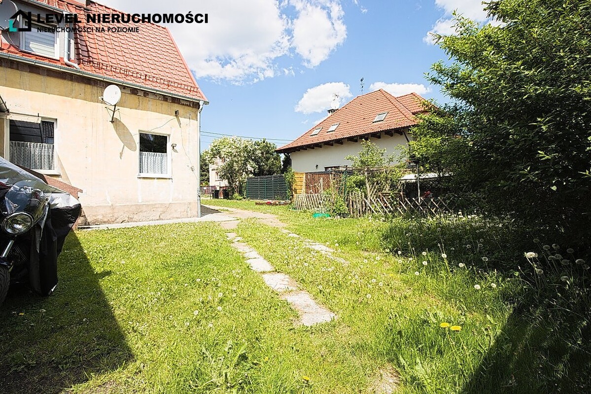 Elbląg LEVEL NIERUCHOMOŚĆI Czteropokojowe mieszkanie z ogródkiemul. Dębowa63,5 m2 NIERUCHOMOŚCI NA