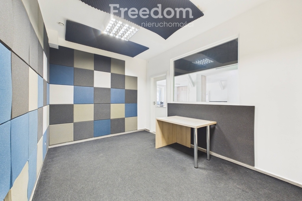 Elbląg FREEDOM NIERUCHOMOŚCISprzedam lokal użytkowy - Elbląg, Zacisze. Lokalizacja ma znaczenie, ale równie ważna jest