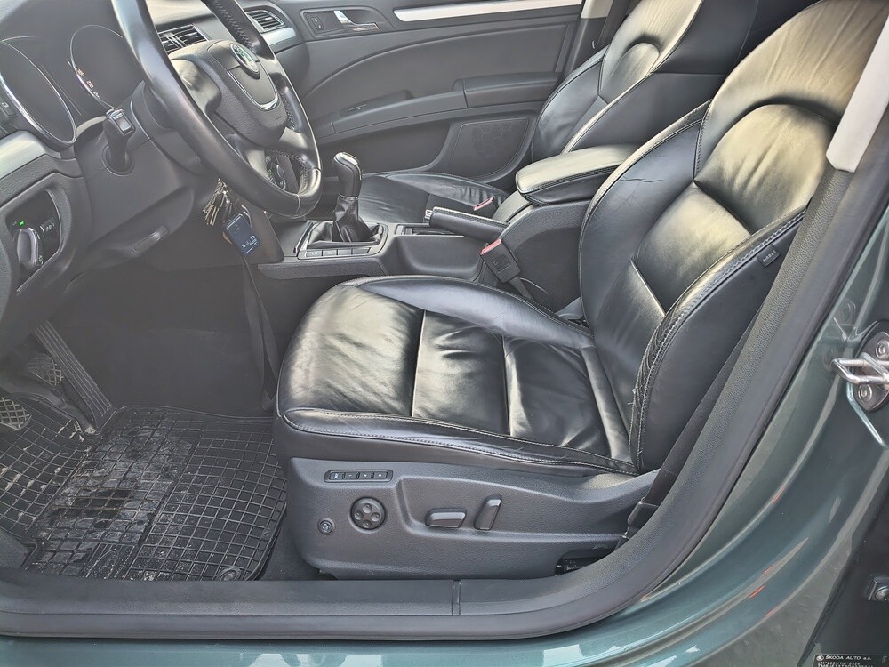 Elbląg SKODA SUPERB Silnik : 2.0 140KM Wersja : EXCLUSIVE