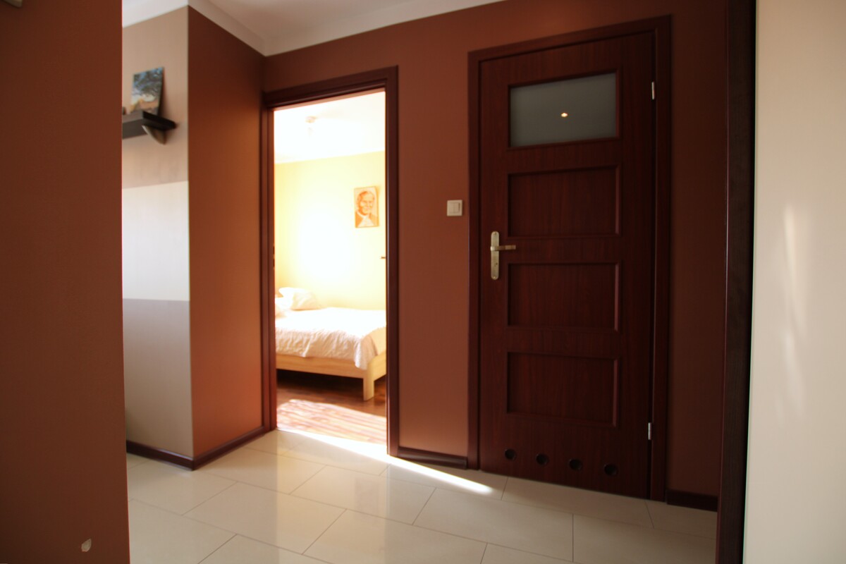 Elbląg NIERUCHOMOŚCI ANNA KRASZEWSKA Mieszkanie dwupokojowe gotowe do wprowadzenia ul. Barona