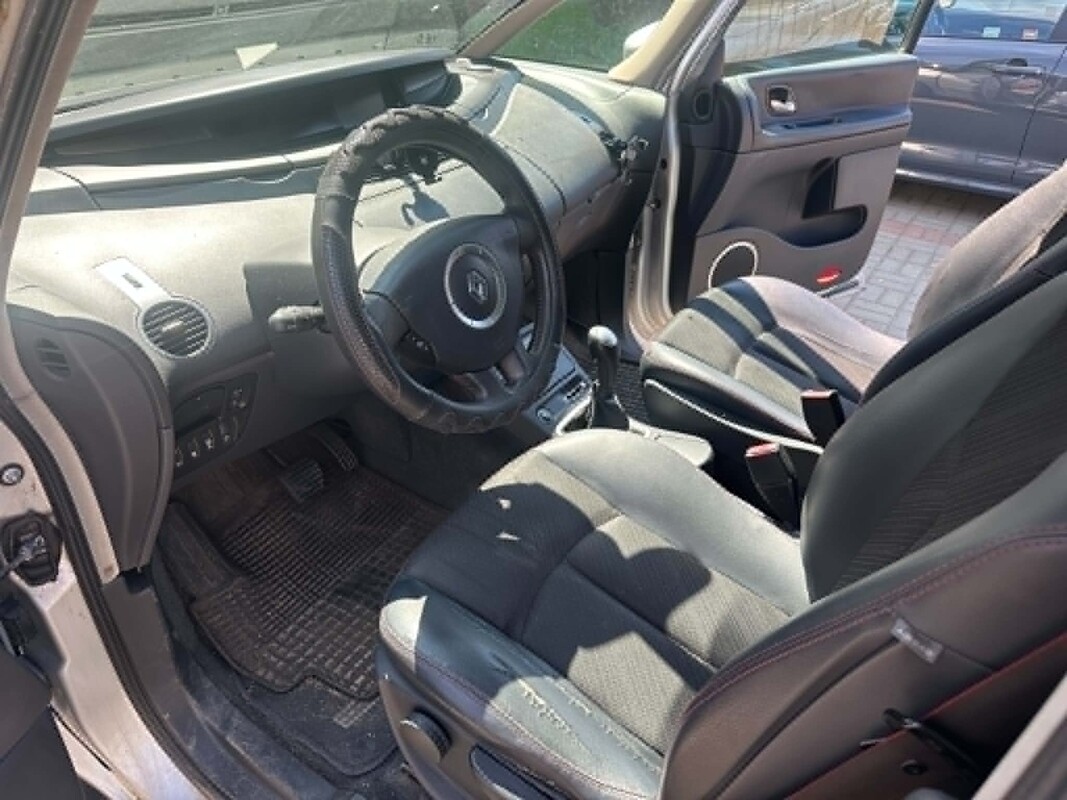 Elbląg Sprzedam w DOBREJ CENIE - RENAULT ESPACE Samochód jest sprawny i na chodzie. Kilka rzeczy do zrobienia.