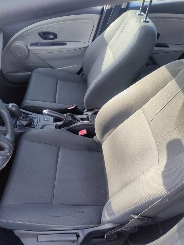 Elbląg Sprzedam renault Megane 1.5 DCi, rok 2010.Samochód w naszym użytkowaniu 6sty rok. 
Wyposażenie:
Elektryczne