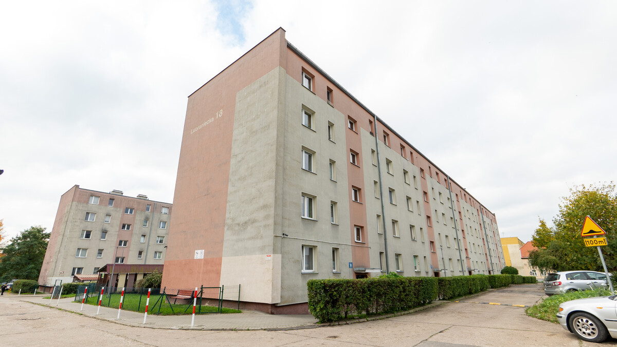 Elbląg TO MY SPRZEDAJEMYNIERUCHOMOŚCI W TYM MIEŚCIEBIURO NIERUCHOMOŚCIAMERICAN HOMEFOR SALE - 2 POKOJE UL. LUBRANIECKA