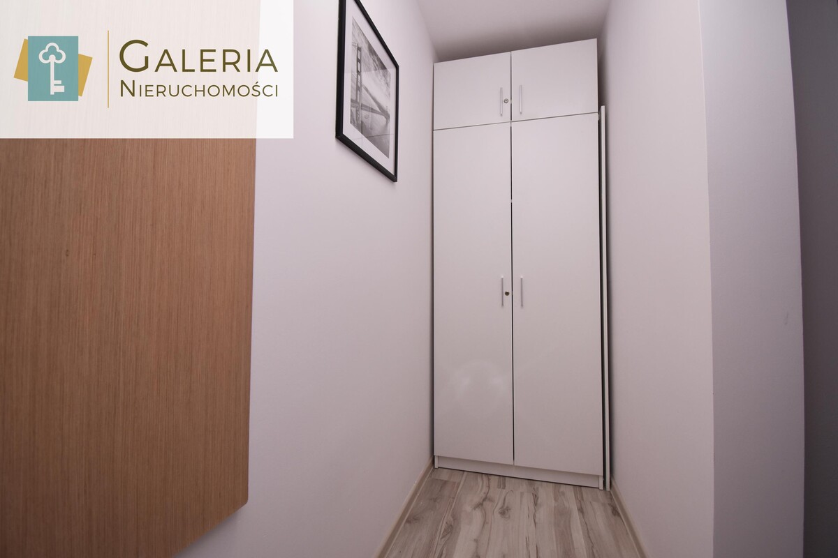 Elbląg GALERIA NIERUCHOMOŚCIZ pasji i miłości do nieruchomościNa sprzedaż: Kawalerka z oddzielną jasną kuchnią na II
