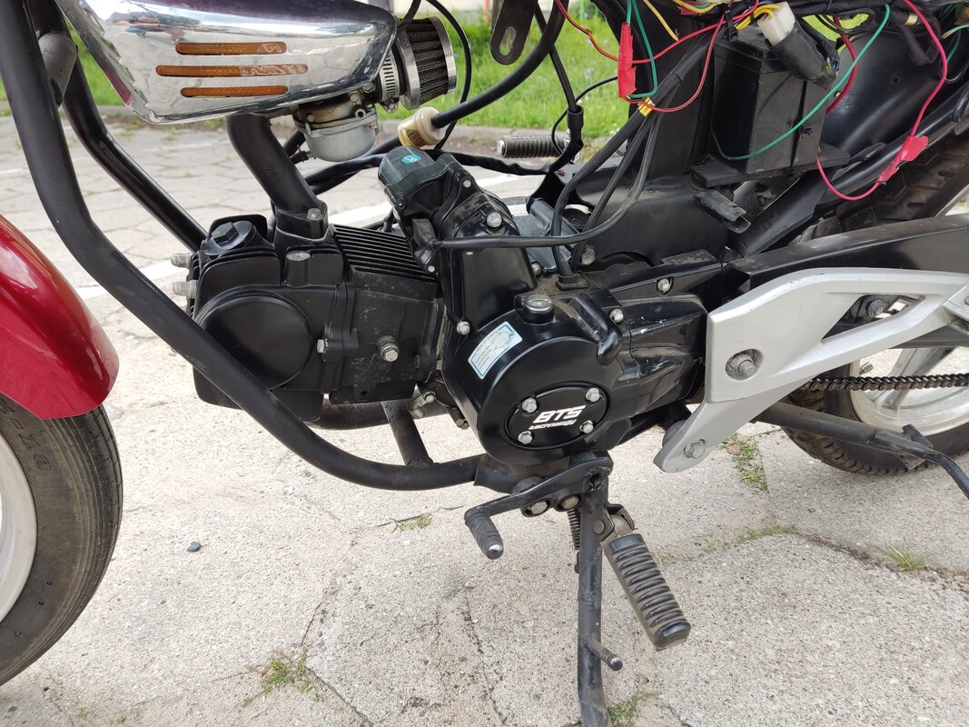 Elbląg Świeże Opłaty, Sprawny.. Motorower-Yamasaki 50,rok 2010,zarejestrowany na 50cm -nowy silnik 125cm, nowy wydech-