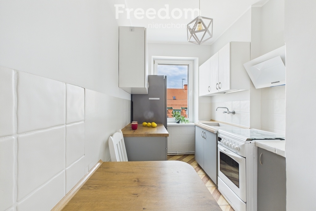 Elbląg FREEDOM NIERUCHOMOŚCISprzedam mieszkanie - Elbląg, Topolowa. Komfortowe 2-pokojowe mieszkanie po