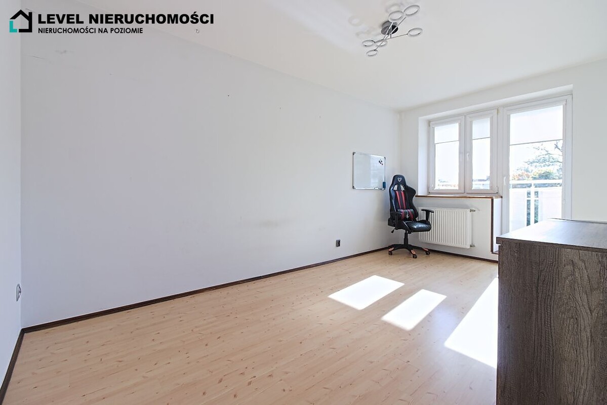 Elbląg LEVEL NIERUCHOMOŚCI Duże mieszkanie czteropokojowe, ul. Powstańców Warszawskich, Elbląg