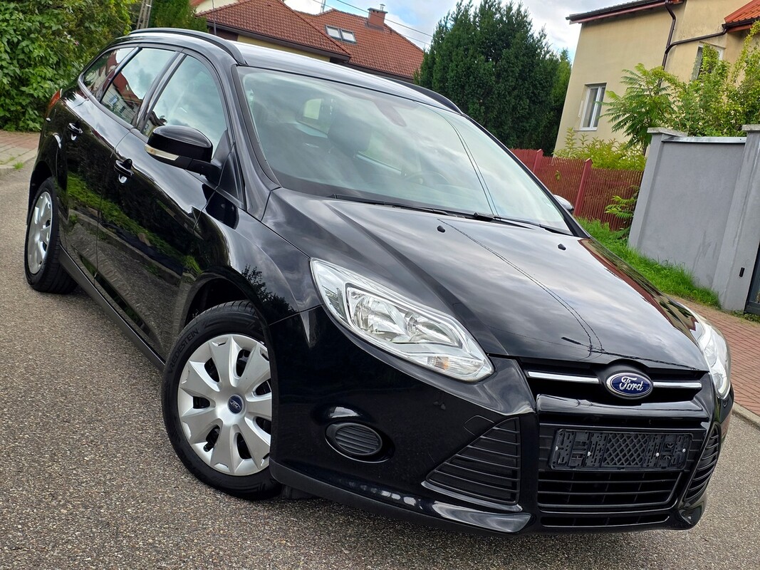 Elbląg Ford Focus, benzyna, 2013 rok - bardzo dobrze wyposażone Ładne zadbane auto, wizualnie bardzo ładnie się