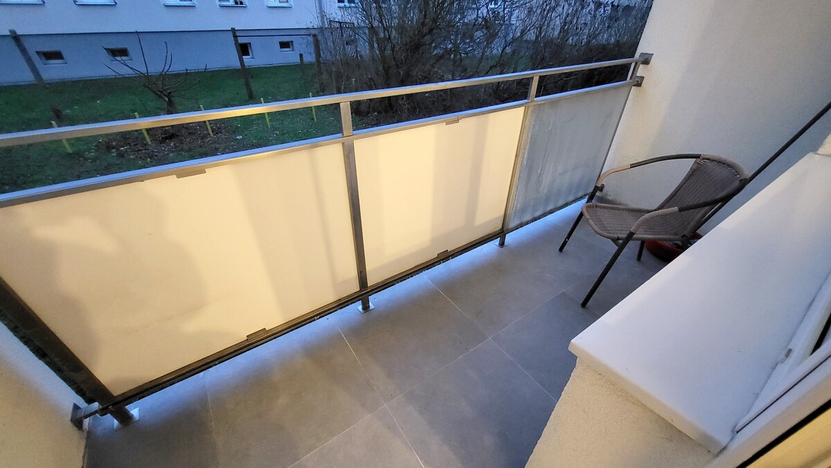 Elbląg KWADRAT NIERUCHOMOŚCI3 pokojeparterbalkonpo generalnym remoncieblok - media z miasta