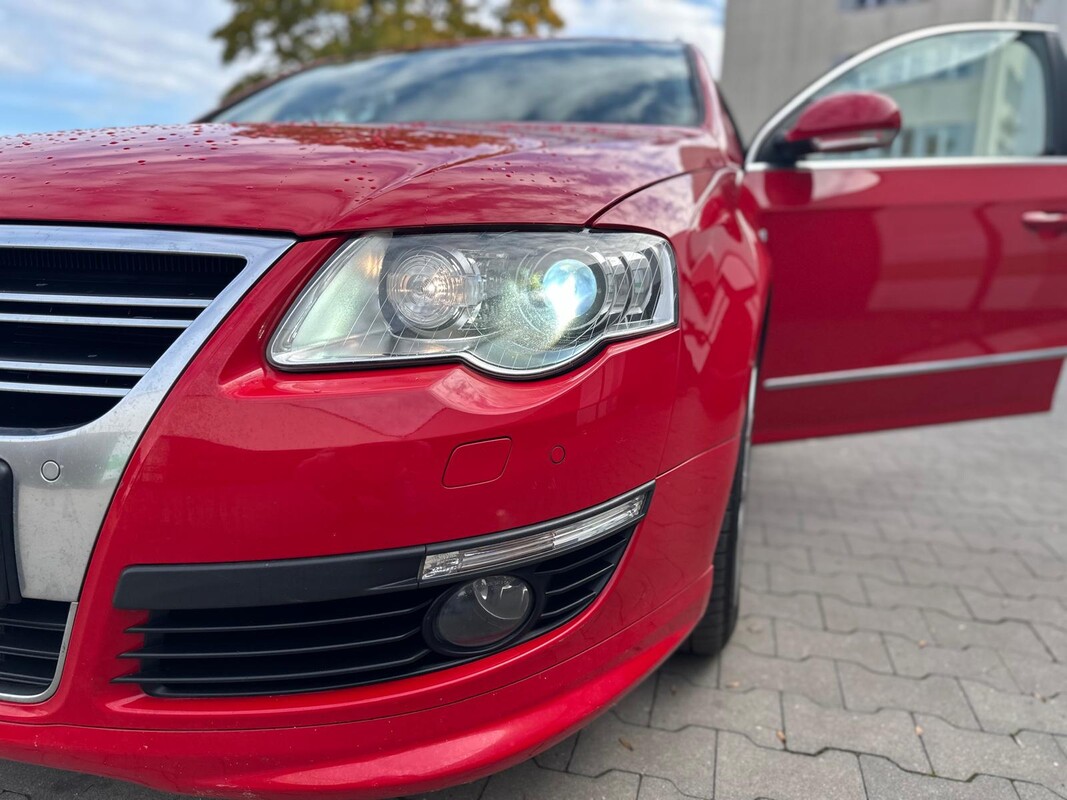Elbląg Volkswagen Passat 2.0 R z 2009 roku, 200PS