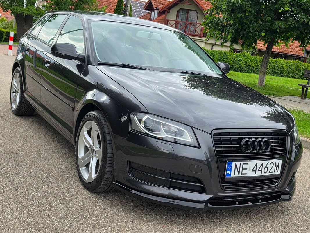 Elbląg Audi A3Silnik :BenzynaFULL Led Bi-xenon NAVI PDCOpłacony-ZarejestrowanyRok produkcji 2012