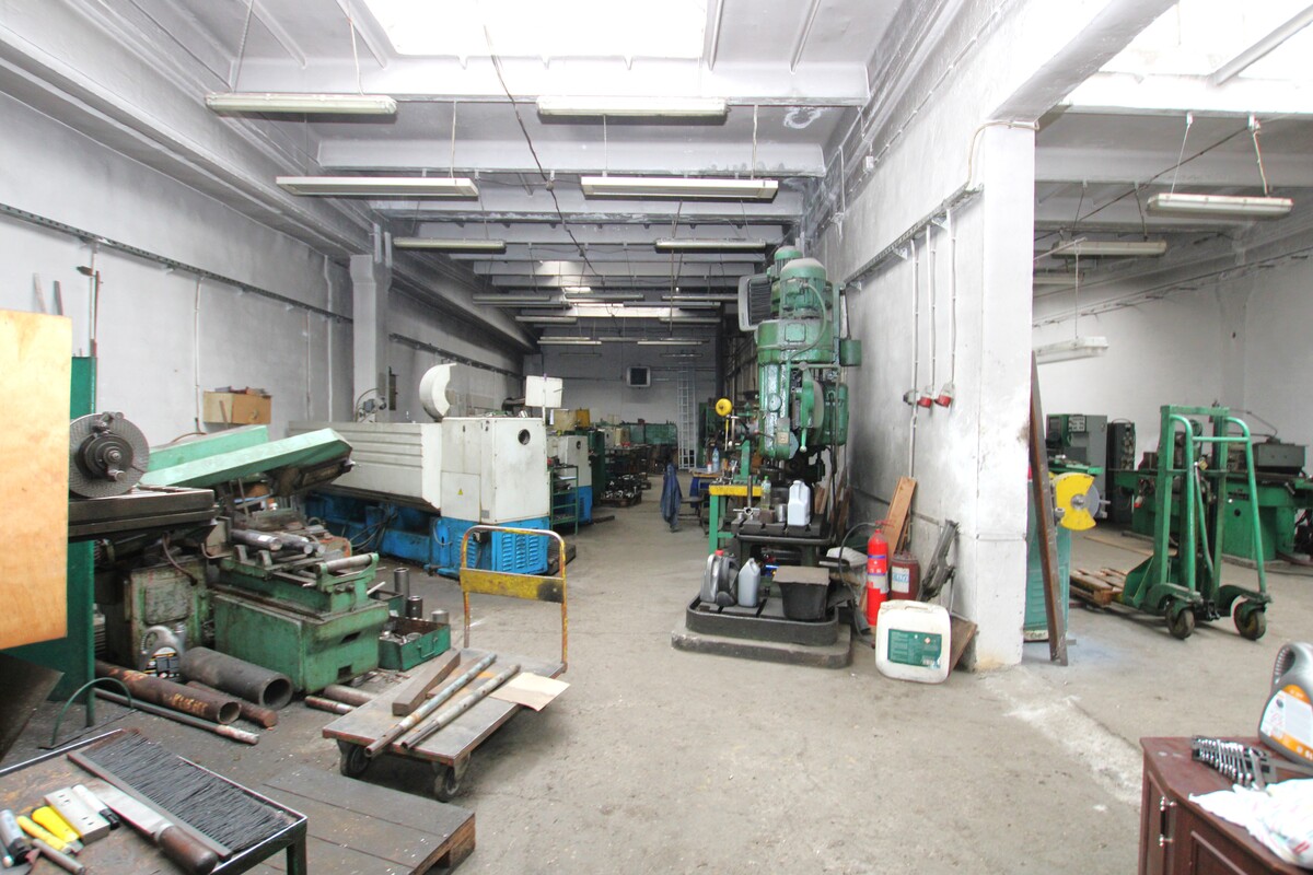 Elbląg NIERUCHOMOŚCI ANNA KRASZEWSKA Nieruchomość komercyjna z potencjałem inwestycyjnym Hala wolnostojąca