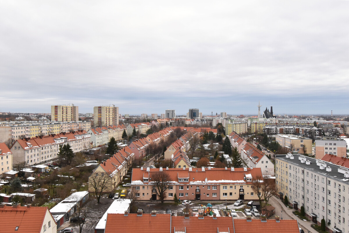 Elbląg Wynajmę dużą kawalerkę z ładnym widokiem od 01.07.2026.Możliwość wcześniejszego obejrzenia i rezerwacji