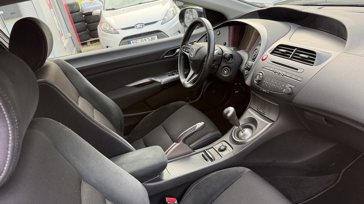 Elbląg Auto Leew LEWANDOWSKI Kupujemy i Sprzedajemy tylko dobre auta Za auta z Polskiego Salonu Płacimy Najwięcej HONDA