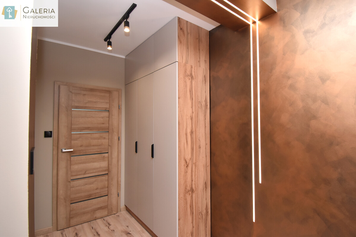 Elbląg GALERIA NIERUCHOMOŚCIZ pasji i miłości do nieruchomościNa sprzedaż: Klimatyczne mieszkanie - 2 pokoje