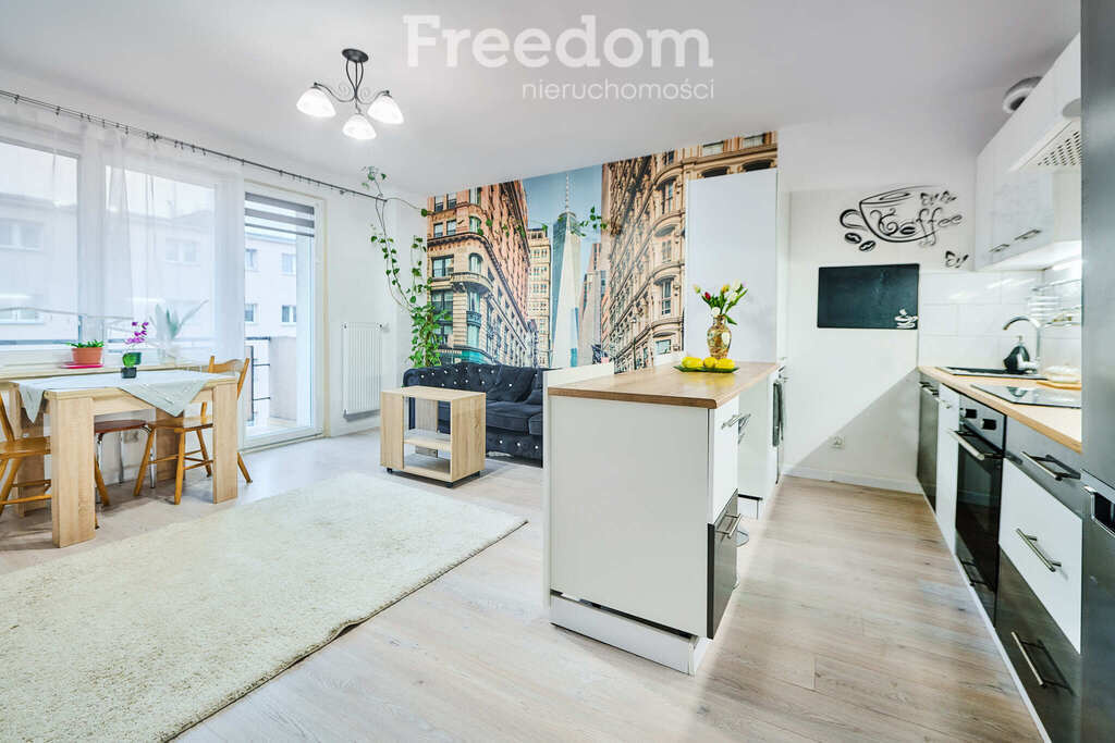 Elbląg FREEDOM NIERUCHOMOŚCISprzedam mieszkanie - Elbląg, Adama Mickiewicza. 3 pokoje po remoncie z balkonem – Elbląg,