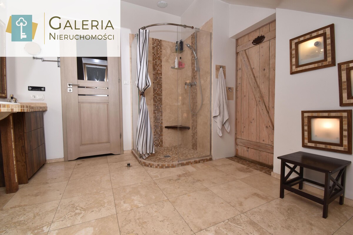 Elbląg GALERIA NIERUCHOMOŚCIZ pasji i miłości do nieruchomościNa sprzedaż: Duże, jasne mieszkanie z duszą i pięknym