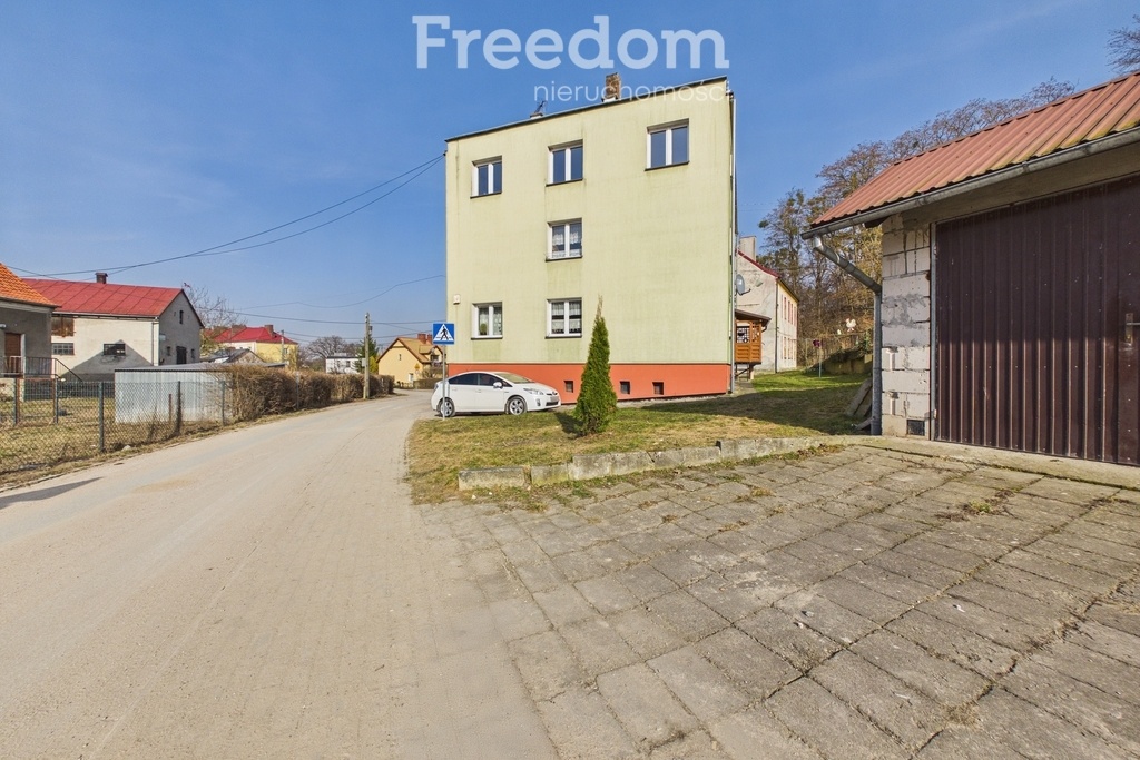 Elbląg FREEDOM NIERUCHOMOŚCISprzedam mieszkanie - Dzierzgoń, Traugutta. Lokalizacja:Na sprzedaż mieszkanie położone w