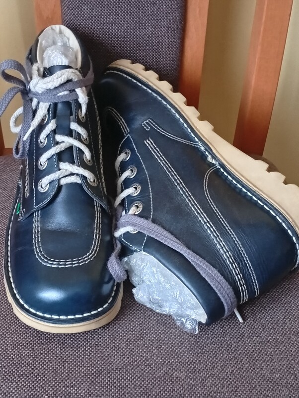Elbląg Okazja!! sprzedam damskie botki skórzane Kickers nowe nie uzywane w oryginalnym kartonie buty unisex dla