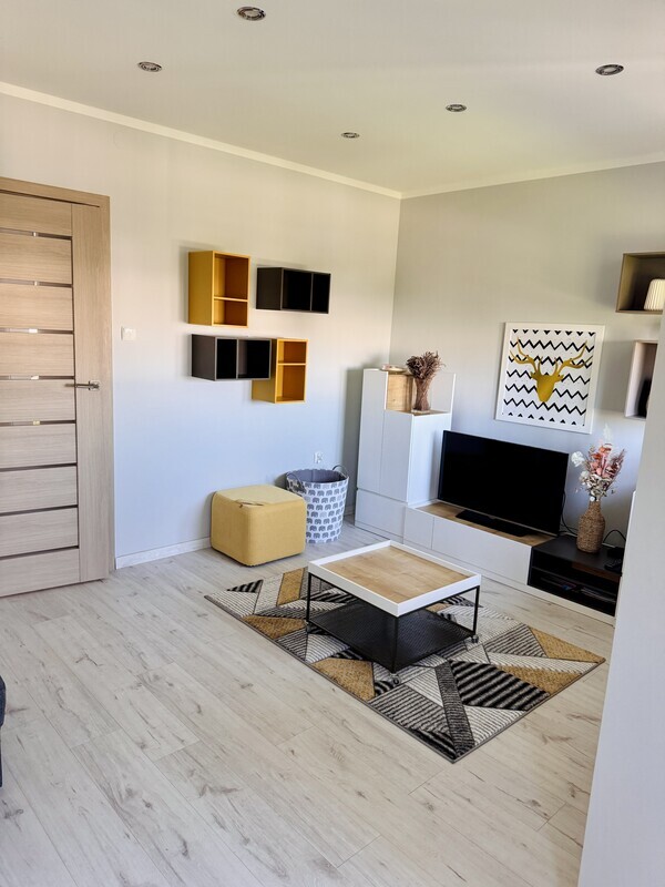 Elbląg ODSTĄPIĘ MIESZKANIE ETBS | 2 POKOJE | 44,23 m² | BALKON | GARAŻ | ELBLĄG – UL. ŻYRARDOWSKA
💰