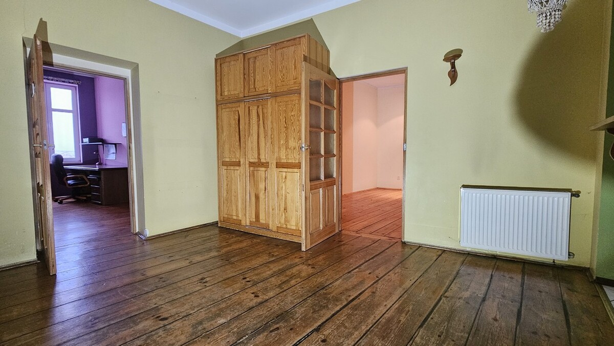 Elbląg BIURO NIERUCHOMOŚCISZULC& SZULCMieszkanie - Elbląg ul. GrunwaldzkaPowierzchnia: 120 m2Mieszkanie w