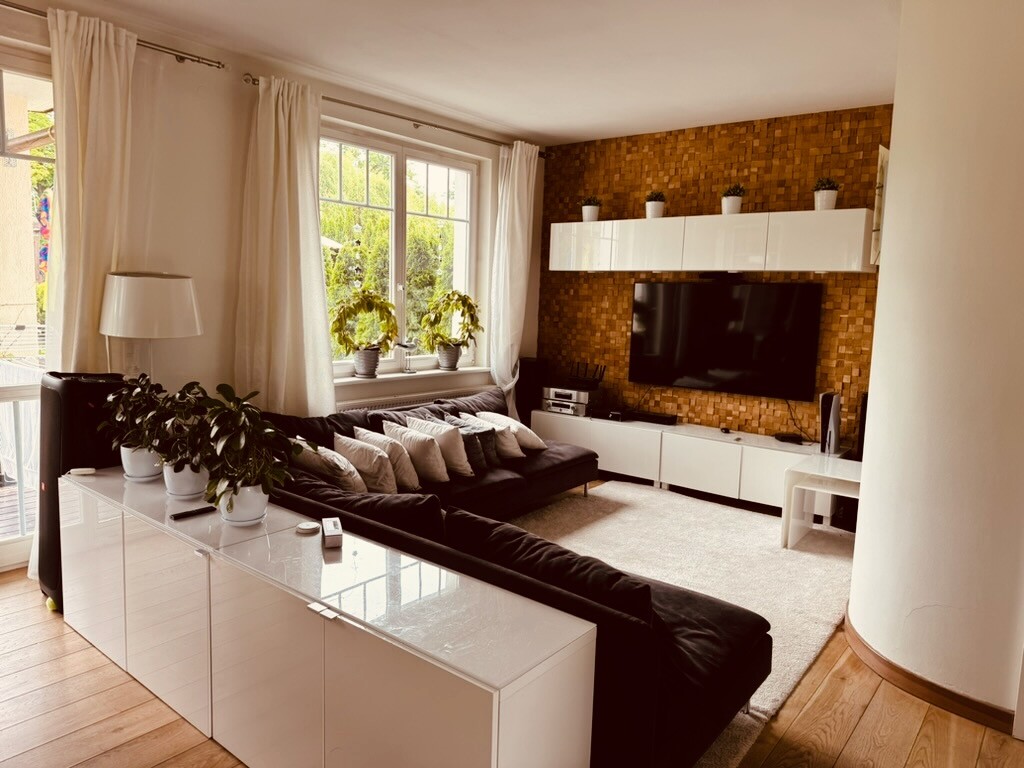 Elbląg Dom wśród sosen – enklawa ciszy i harmonii, ul. Wileńska, Elbląg