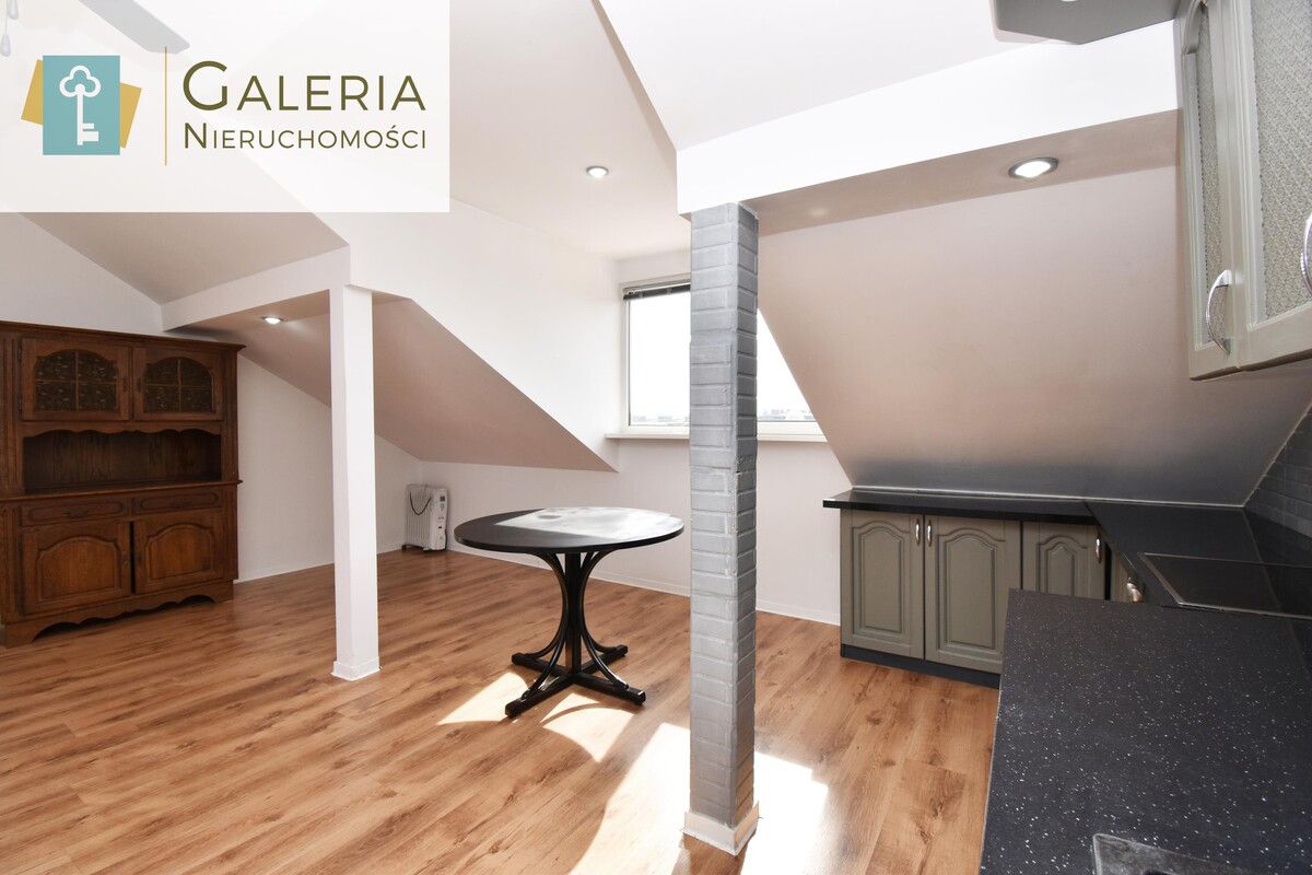 Elbląg GALERIA NIERUCHOMOŚCIZ pasji i miłości do nieruchomościNa sprzedaż: Rodzinne 4 pokojowe mieszkanie z duszą