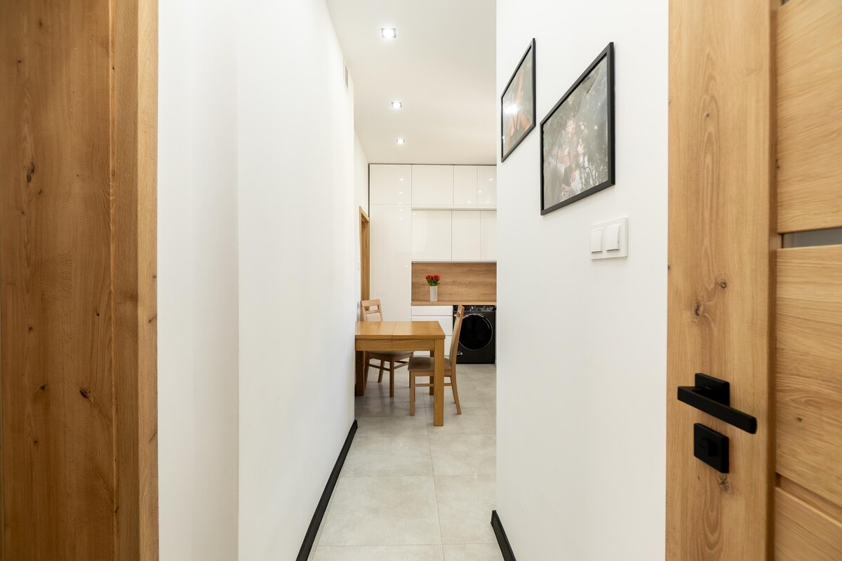 Elbląg TO MY SPRZEDAJEMYNIERUCHOMOŚCI W TYM MIEŚCIEBIURO NIERUCHOMOŚCIAMERICAN HOMEFOR SALE - 2 POKOJE -