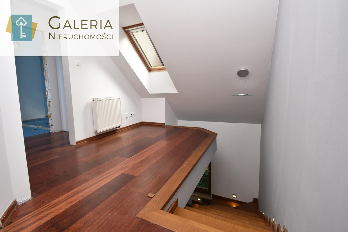 Elbląg GALERIA NIERUCHOMOŚCIZ pasji i miłości do nieruchomościNa sprzedaż: Dwupoziomowy apartament z widokiem na Park