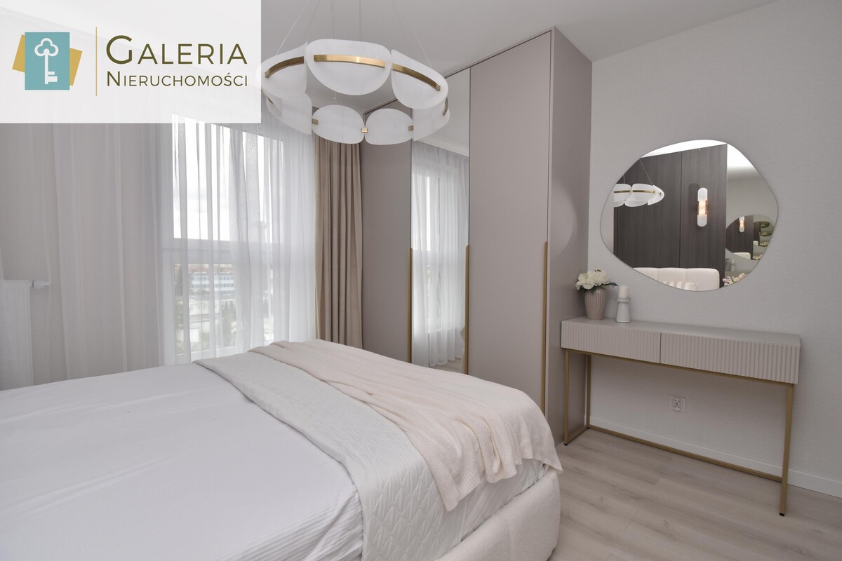 Elbląg GALERIA NIERUCHOMOŚCIZ pasji i miłości do nieruchomościNa sprzedaż: 3 pokoje pełne stylu – gotowe do