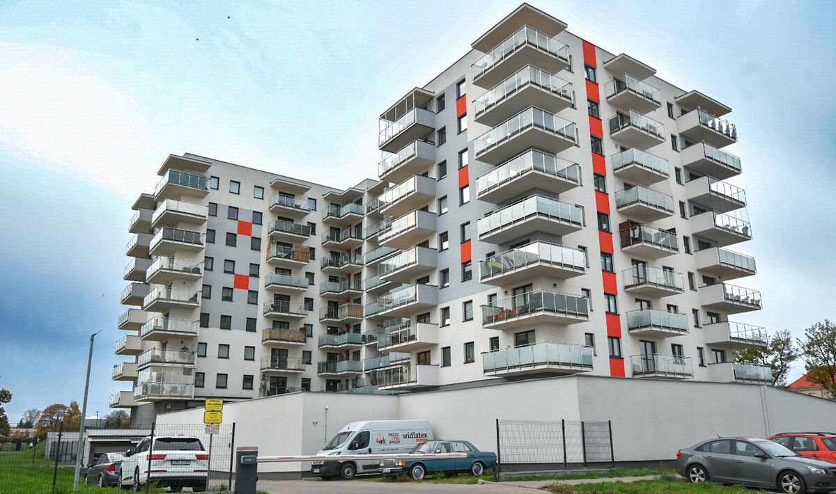 Elbląg Klimatyzowane mieszkanie z balkonem i miejscem w hali garażowej — ul. Mielczarskiego