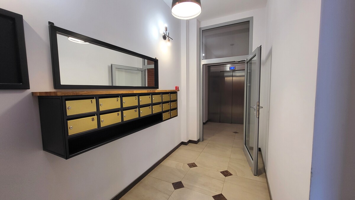 Elbląg KWADRAT NIERUCHOMOŚCI3 pokoje, 101 m2apartamentowiec z 2020 r. III piętro - windamedia z miastado